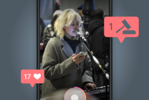 Делиться ли видео с улиц, за которые участников могут преследовать? Огласка сейчас — это защита или риск? Как обезопасить себя и других? Мнения